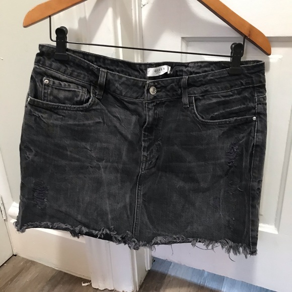 Large Guess Skirt black Denim - Picture 1 of 4